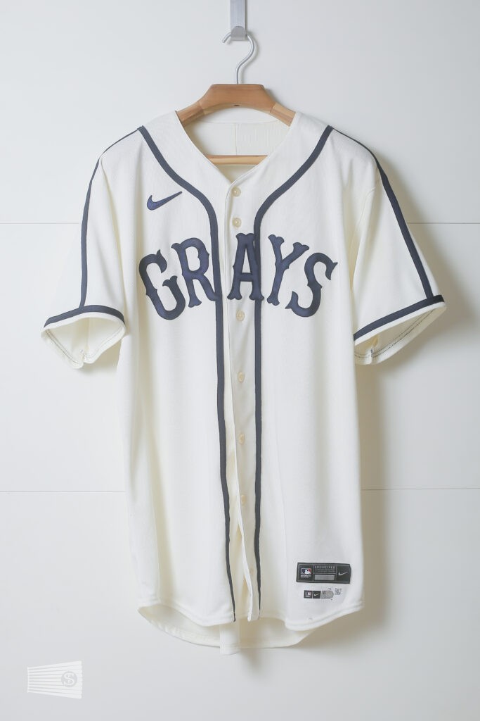 jersey photo on the front view