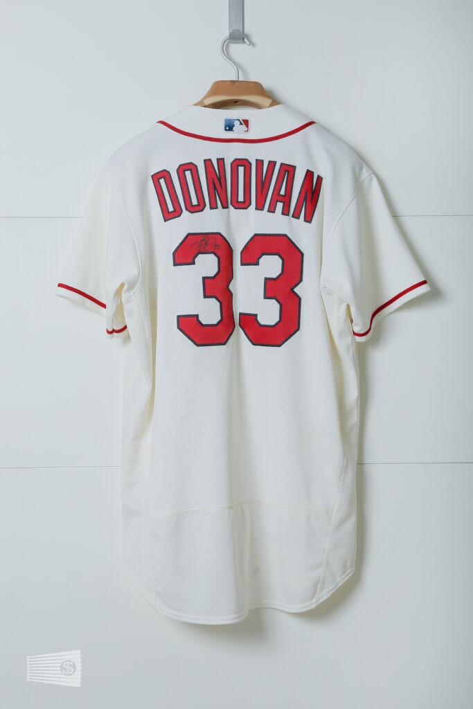  jersey photo on the back view