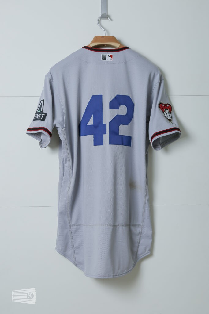 jersey photo on the back view