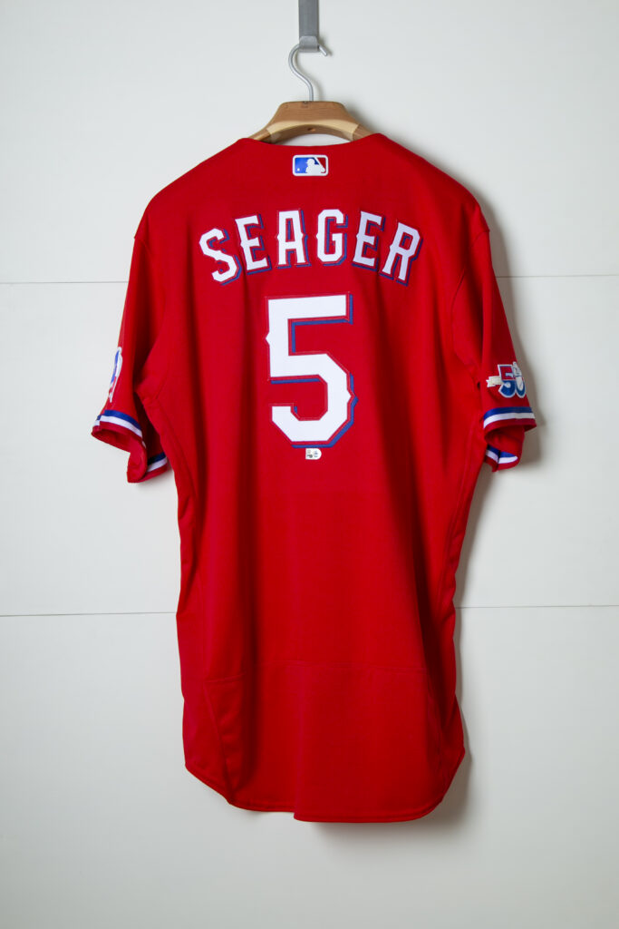  jersey photo on the back view