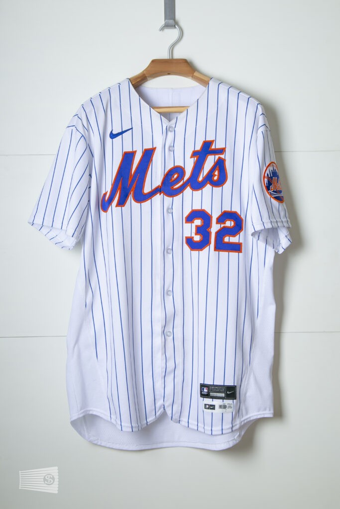 jersey photo on the front view