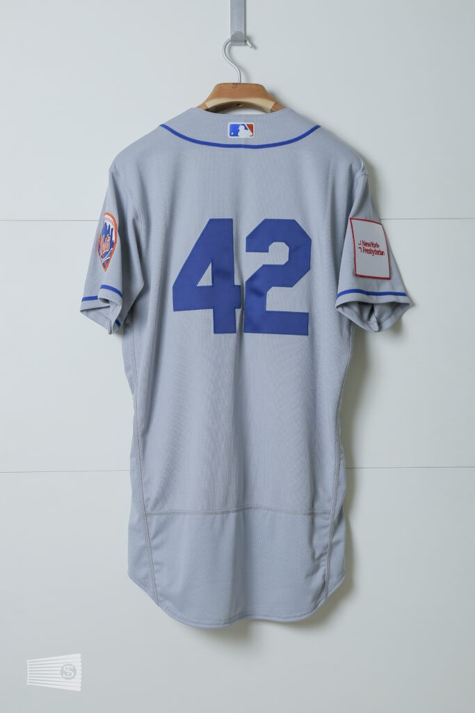 jersey photo on the back view