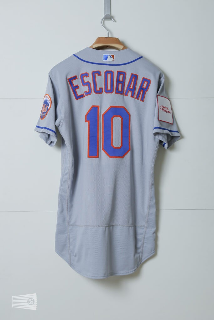 jersey photo on the back view