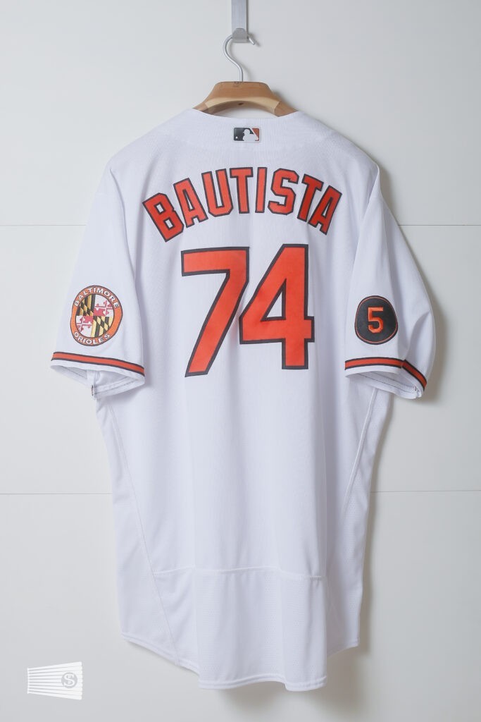  jersey photo on the back view