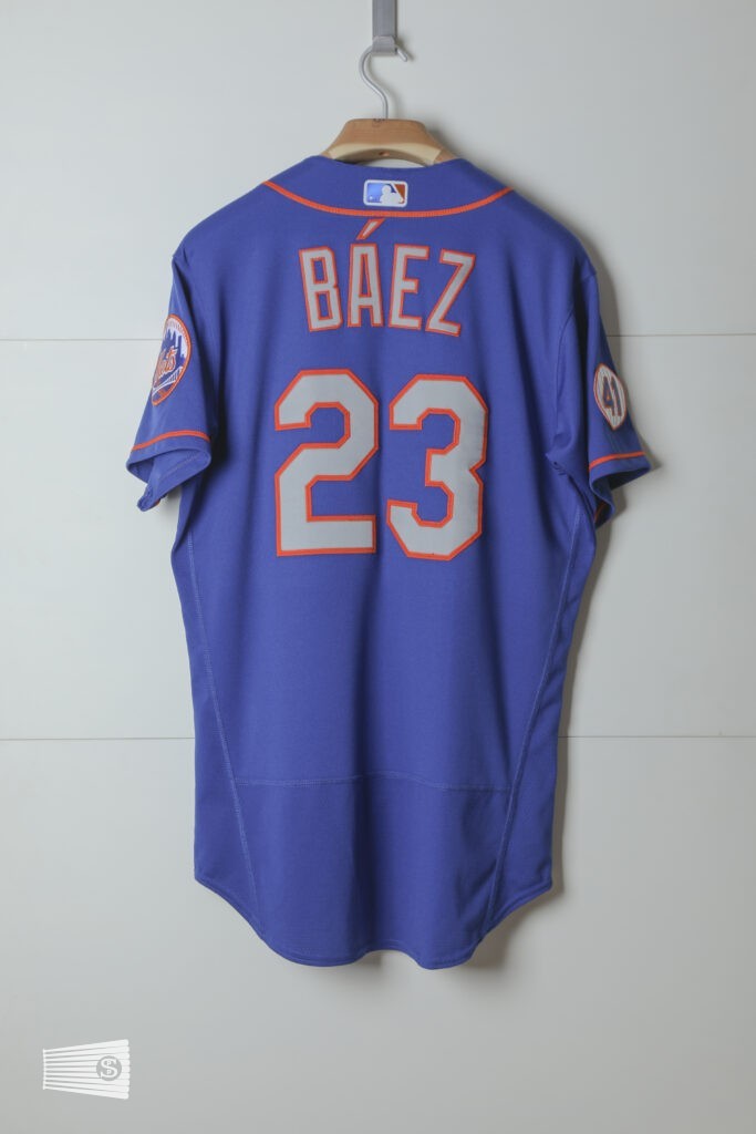  jersey photo on the back view
