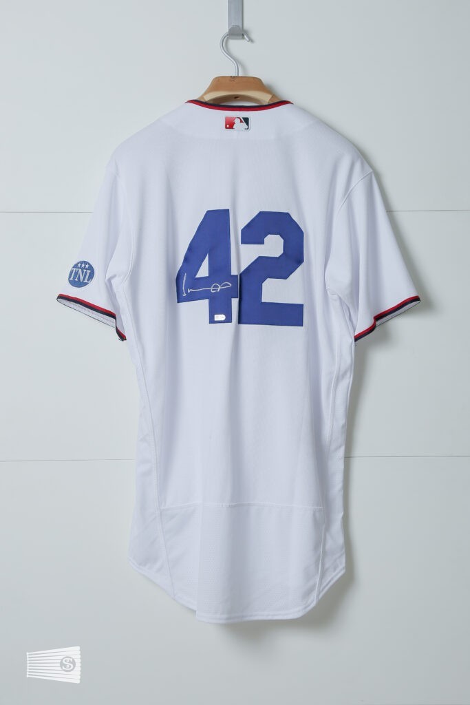 jersey photo on the back view