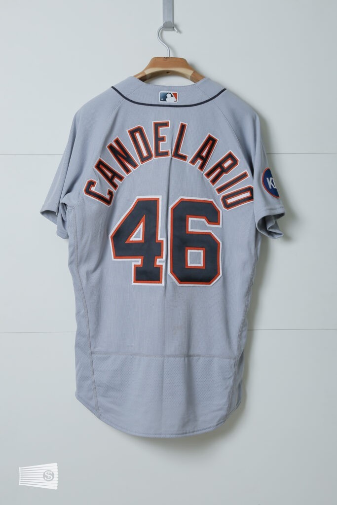 jersey photo on the back view