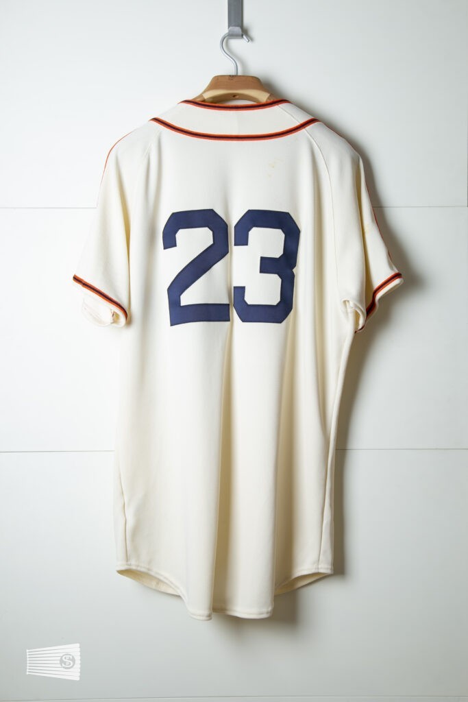 jersey photo on the back view