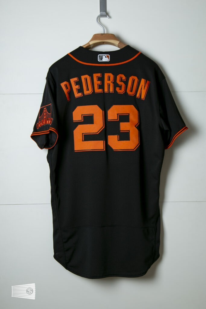 jersey photo on the back view