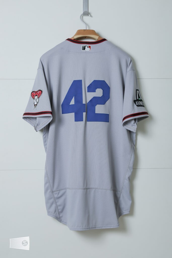 jersey photo on the back view