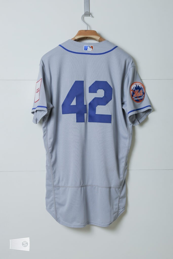 jersey photo on the back view