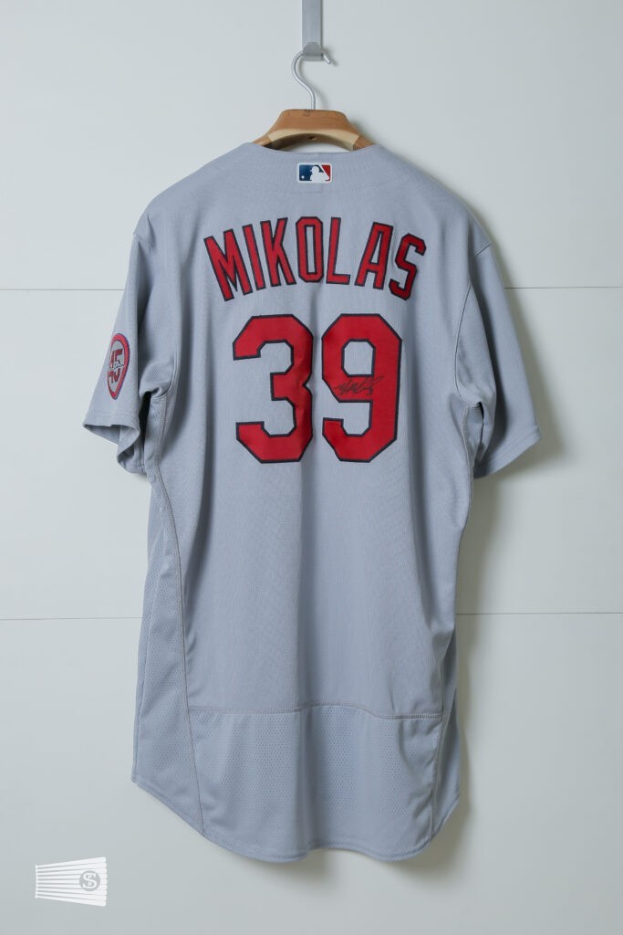 jersey photo on the back view