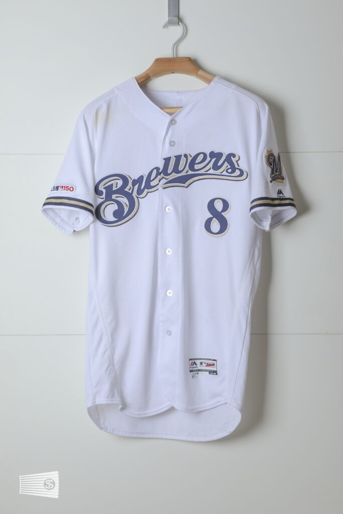 jersey photo on the front view